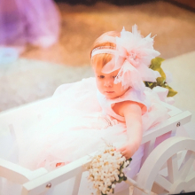 Small Wagon in white