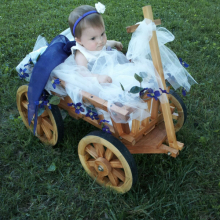 Small Pumpkin Wagon, unfinished and with black wheel rims